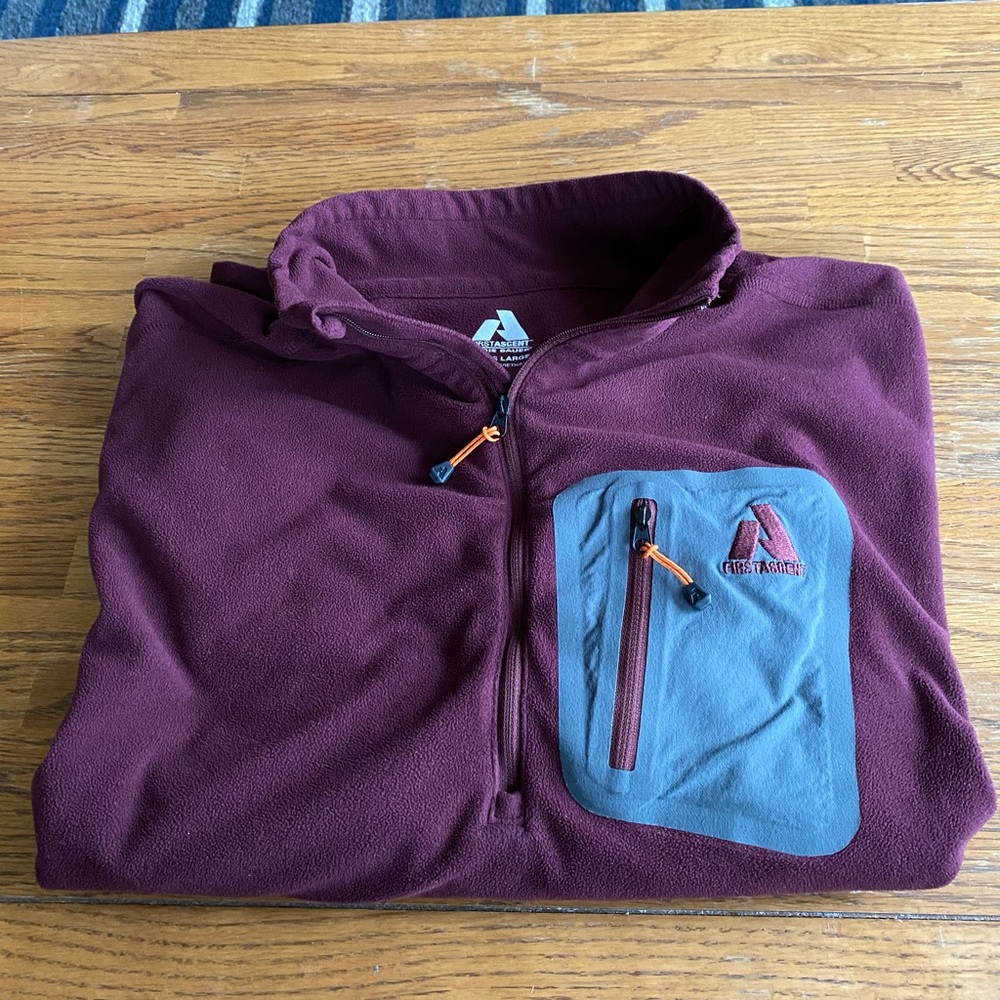 Eddie Bauer First ascent pullover